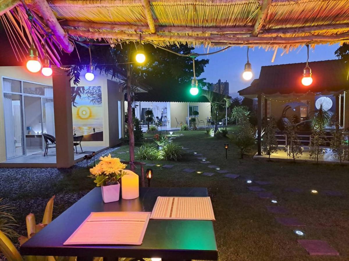 Pool Villa, Resort, Mae Ramphueng Beach, Ban Phe, Rayong, Residence M Thailand (Adults Only) Ban Chamrung Exterior photo