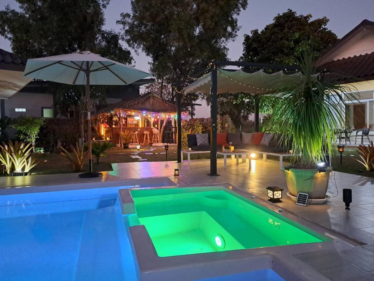 Pool Villa, Resort, Mae Ramphueng Beach, Ban Phe, Rayong, Residence M Thailand (Adults Only) Ban Chamrung Exterior photo