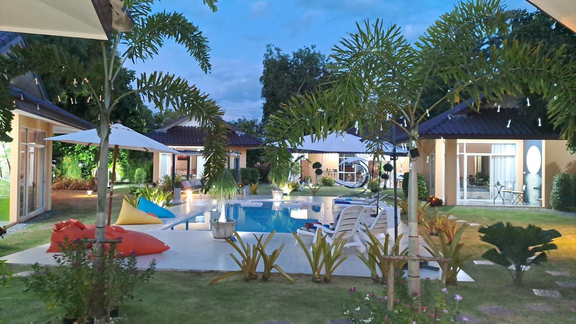 Pool Villa, Resort, Mae Ramphueng Beach, Ban Phe, Rayong, Residence M Thailand (Adults Only) Ban Chamrung Exterior photo
